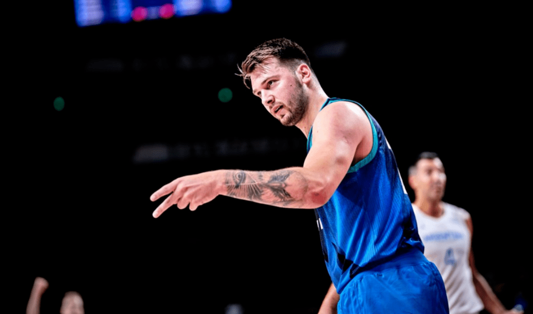 开云下载-爵士力克立陶宛男篮，布拉德利惊艳世界