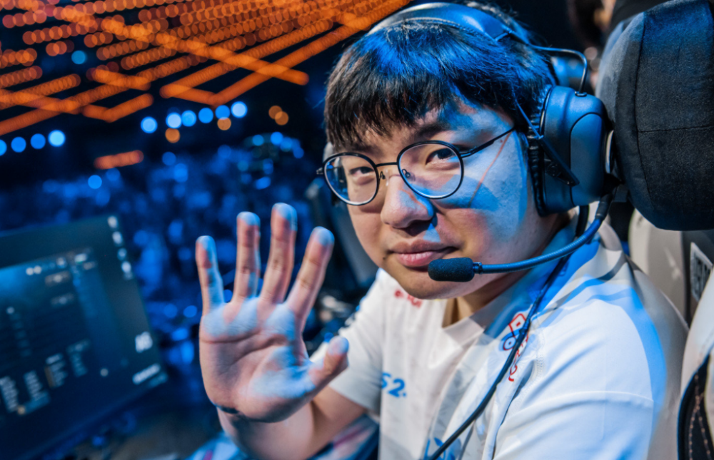 开云体育在线-CLG翻盘GEN，Viper完成史诗逆转顶尖较量淘汰赛，技惊四座