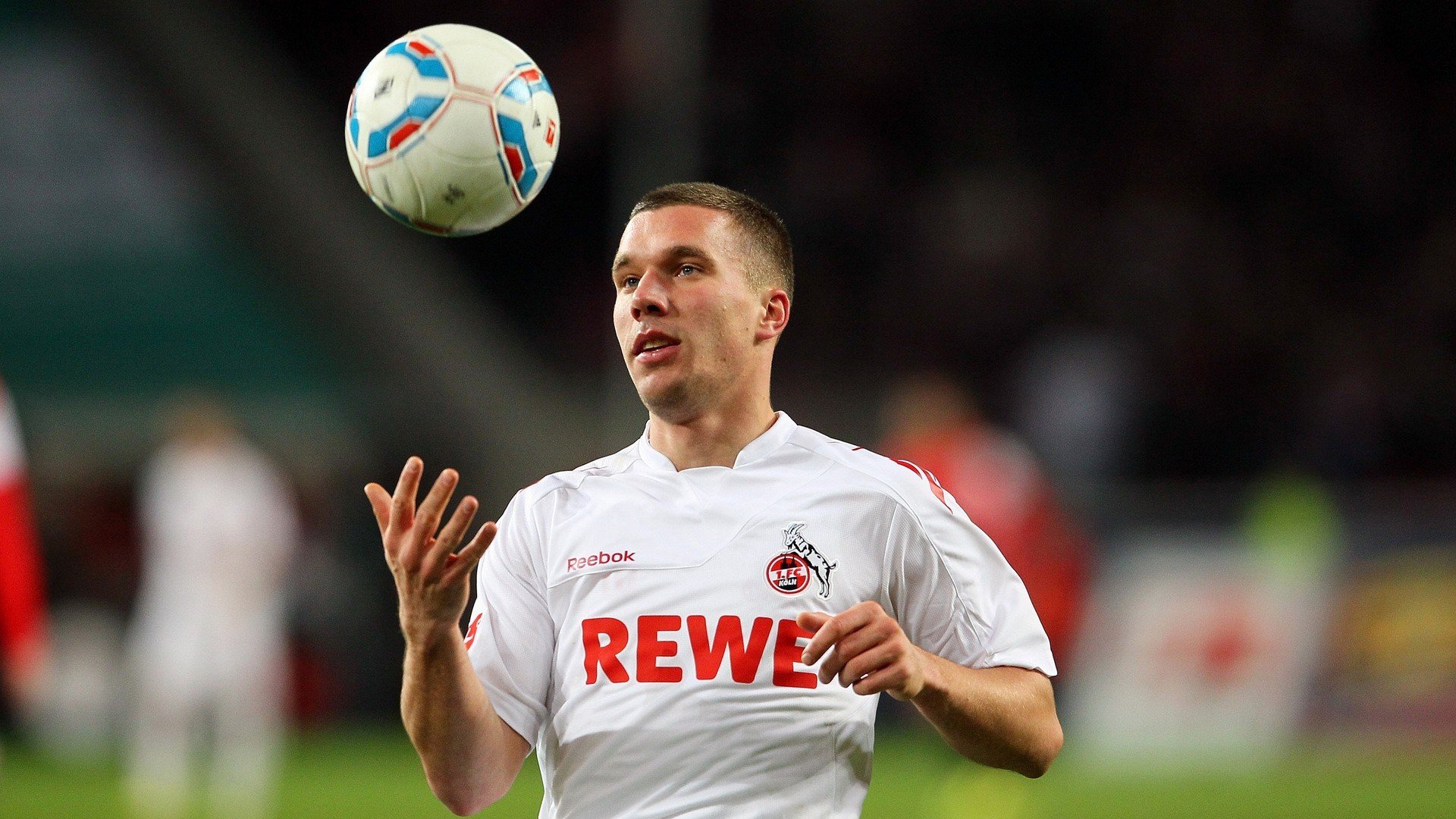 东方魔术师闪耀欧战!久保建英一剑封喉,皇家社会力克雷恩,诠释亚洲之光新高度